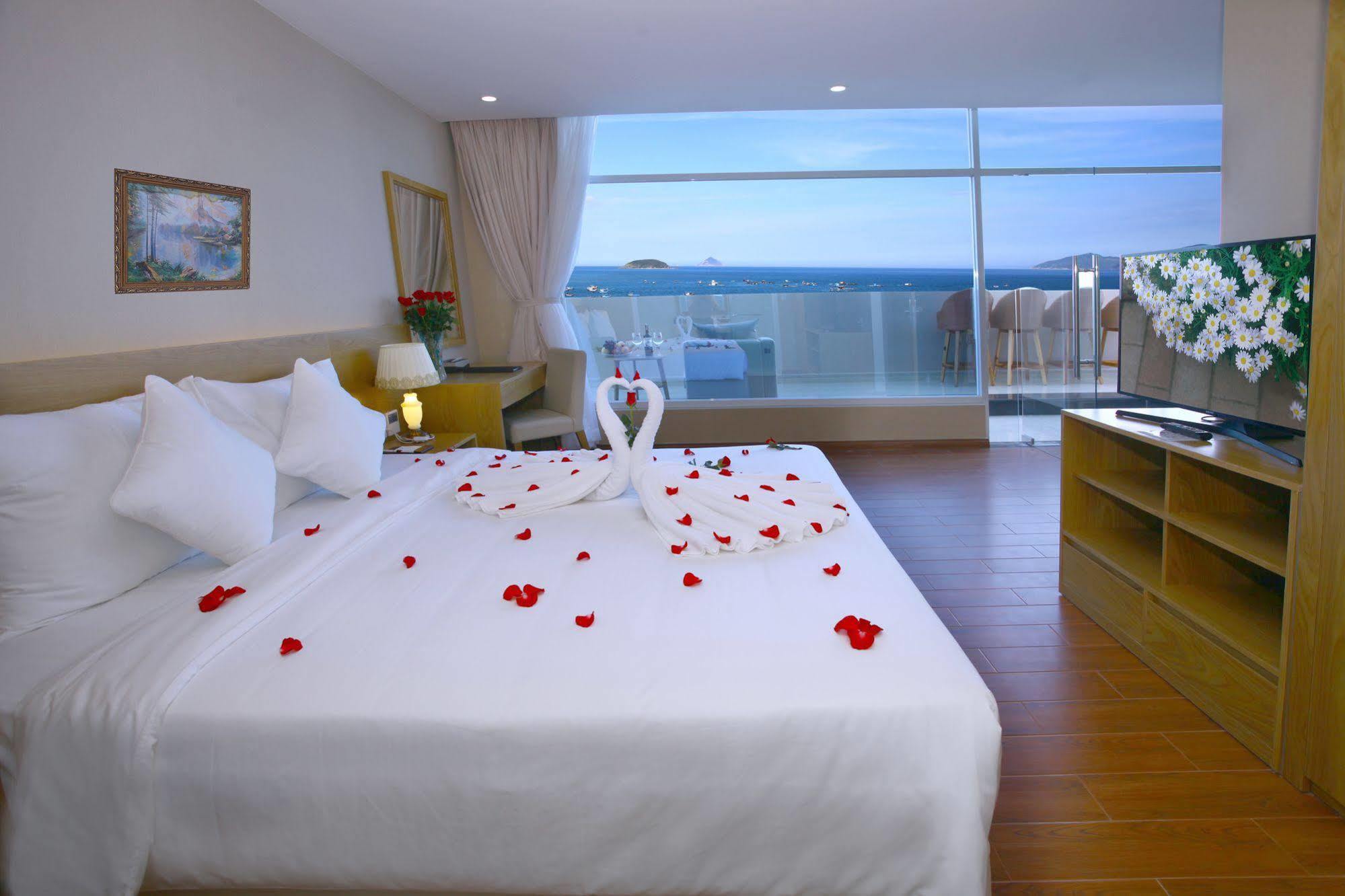 Tri Giao Hotel Nha Trang Buitenkant foto