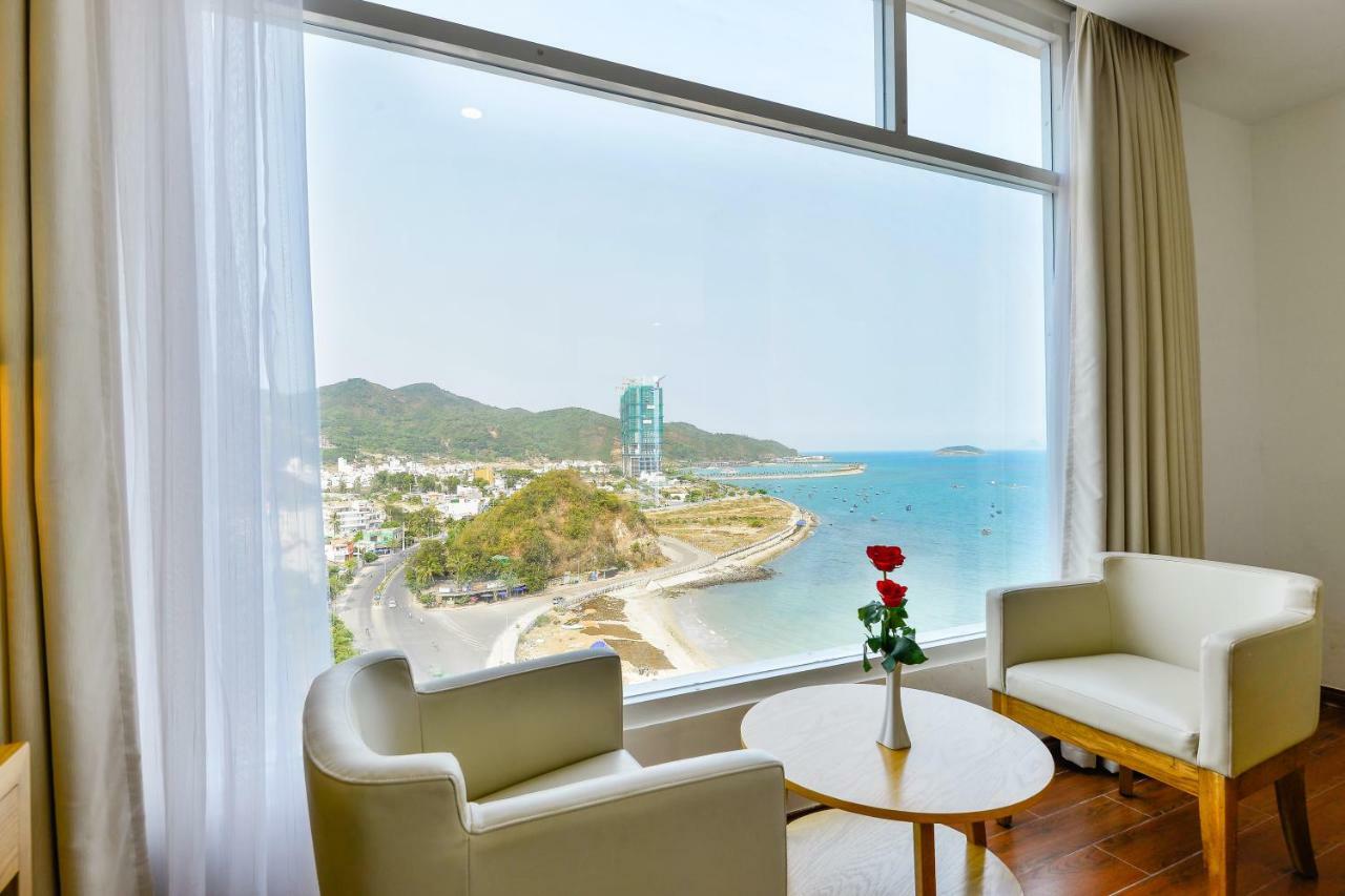 Tri Giao Hotel Nha Trang Buitenkant foto