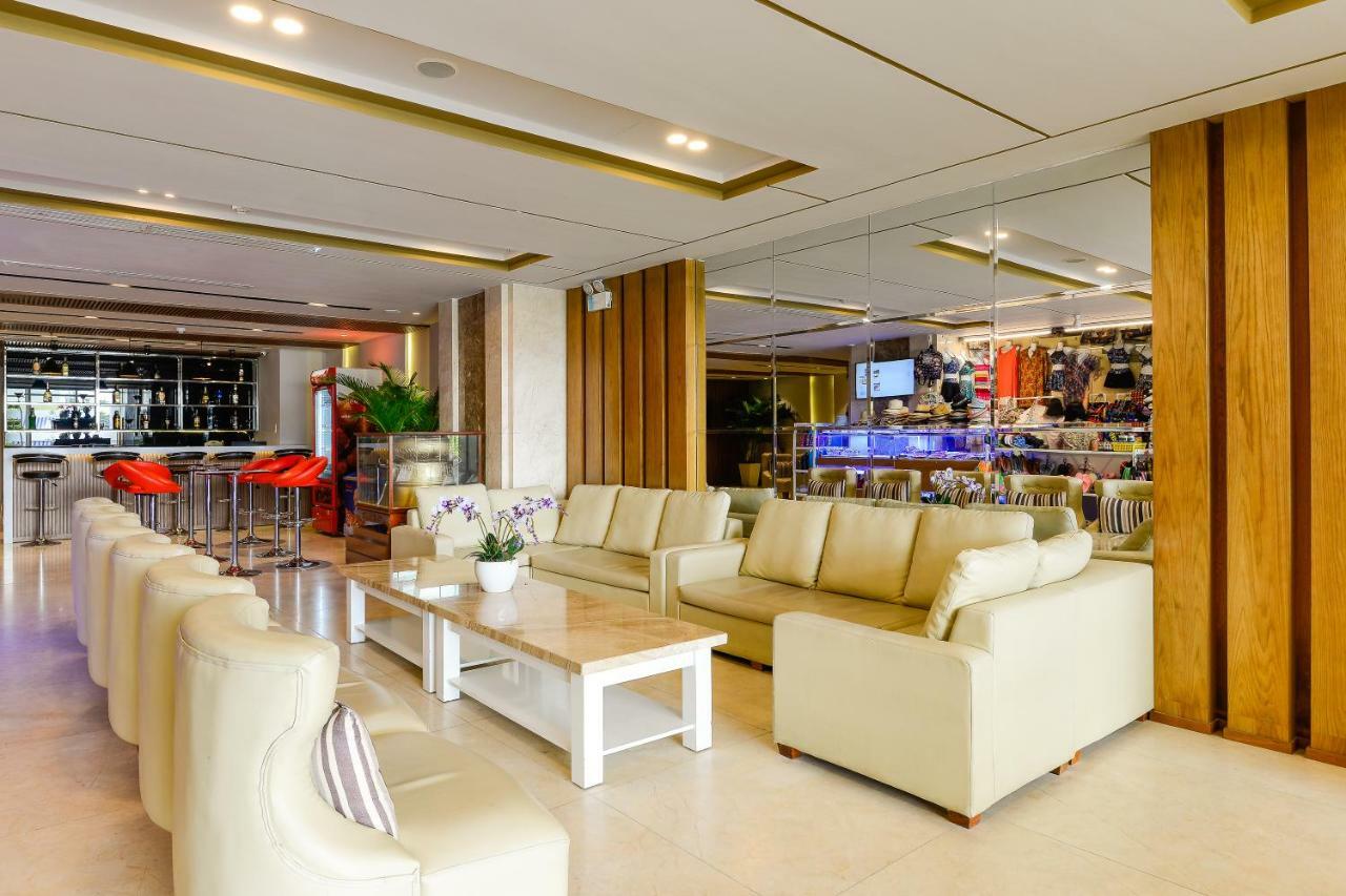 Tri Giao Hotel Nha Trang Buitenkant foto